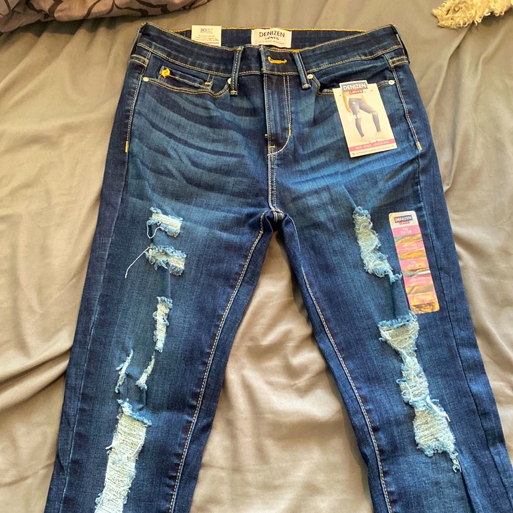 Levi’s mid rise jegging size 7 NWT